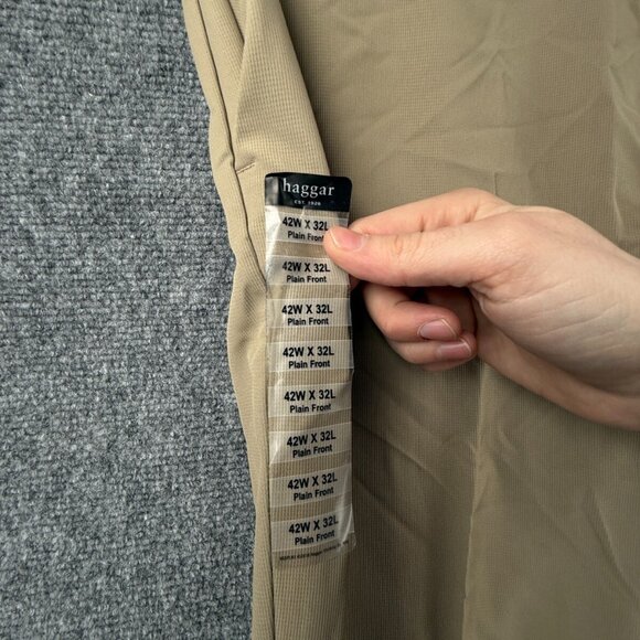 NWT HAGGAR Beige Pants 42x32 Cool 18 Khaki Slacks Polyester Comfort Waist Men - Picture 8 of 15